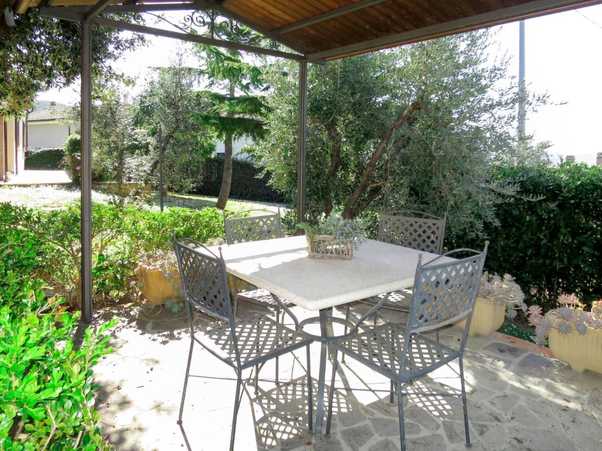 Apartment Castagno By Interhome Santa Luce Exterior photo
